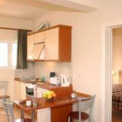 Two Villas Std with Pool - Beach Nearby