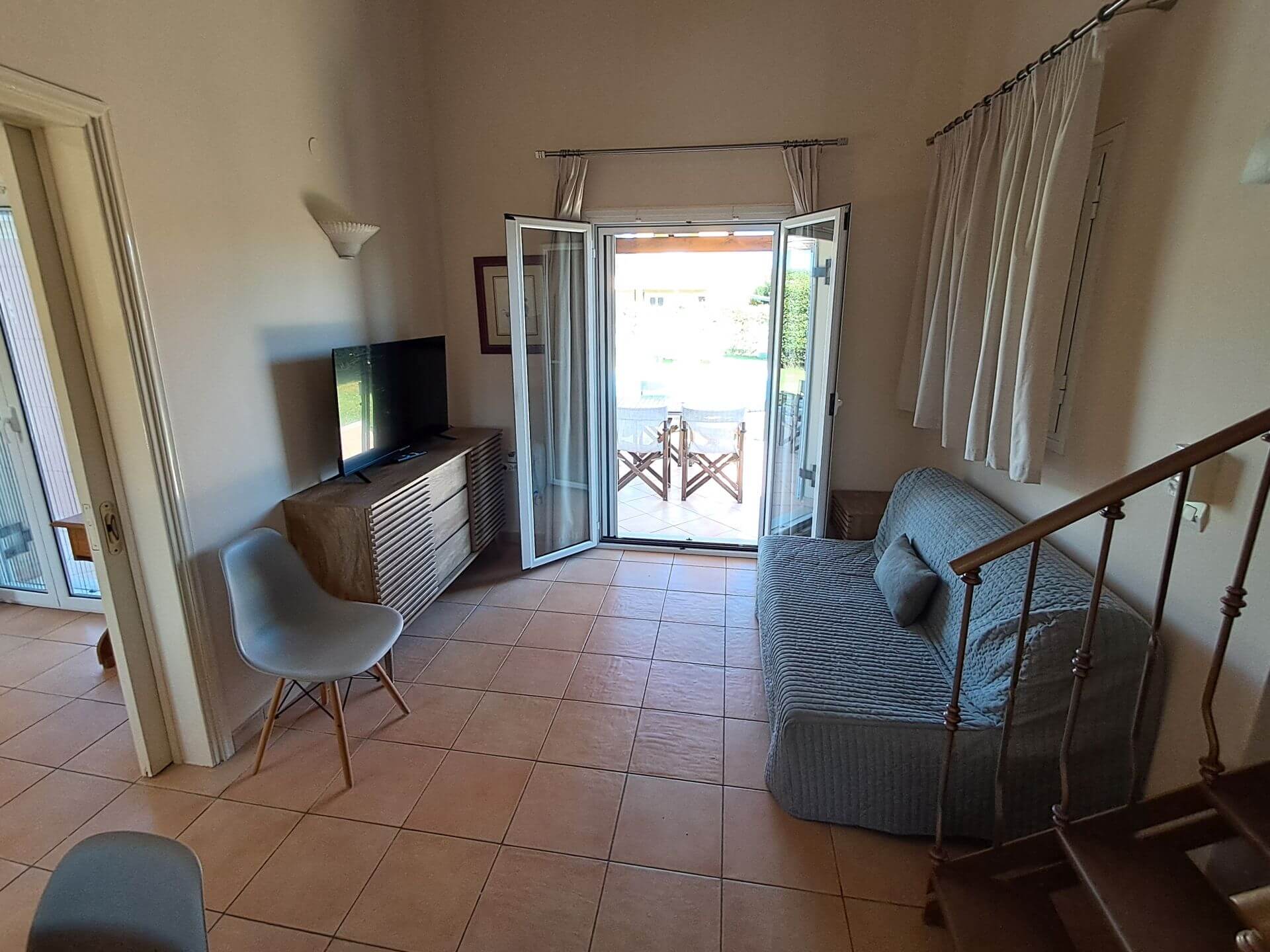 Two Villas Std with Pool - Beach Nearby